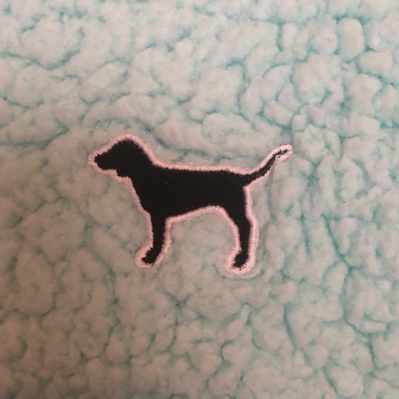 Women’s VS Pink quarter zip fleece pullover - Picture 4 of 5